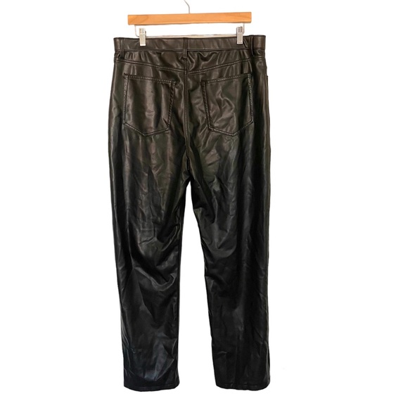 Abercrombie & Fitch The 90s Straight Ultra High Rise Black Faux Leather Pants 16 - Picture 5 of 16